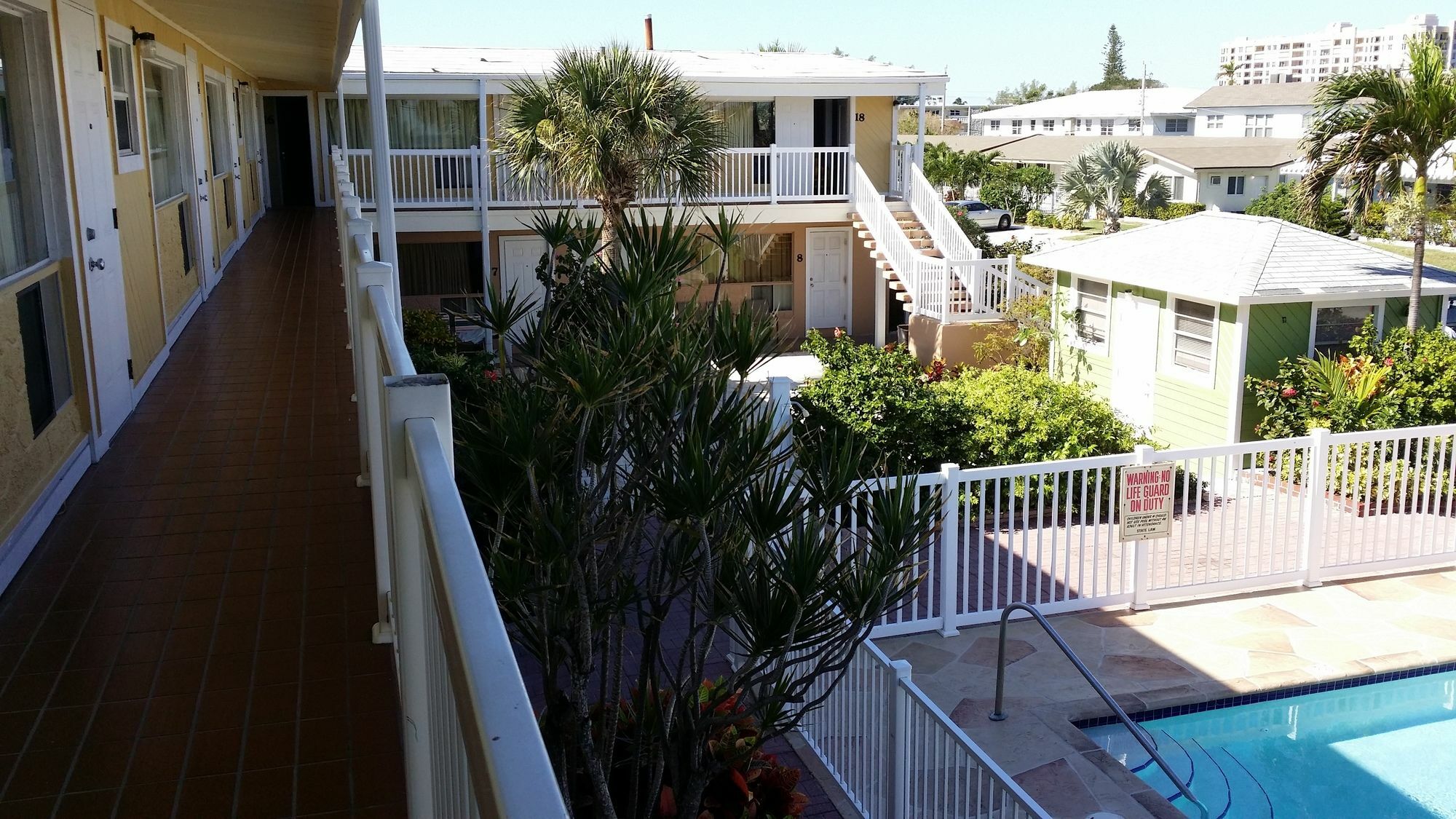 The Palms On Ocean Motel ปอมปาโนบีช ภายนอก รูปภาพ